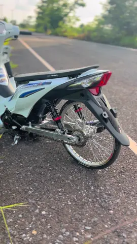 หล่อลากพื้น🤍 #ชุติพงศ์🤍🦠 #fypシ゚ #วัยรุ่นอามยาว🤍 #นาแต้อีกแล้วหรอ 