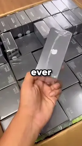 The reason Apple never made AirPods in other colors 🤔😱 #viral #apple #fyp 