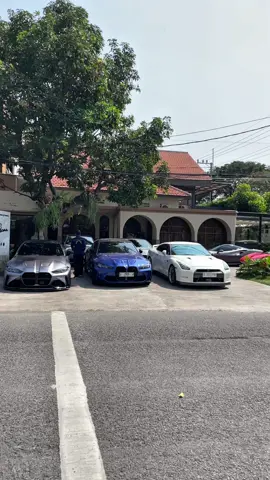 surabaya pagi ini #surabaya #gemarestaurant  #indonesia #cars #ferrari #bmw #porsche #r35 #suprabapak #car #surabayatiktok #fyp 