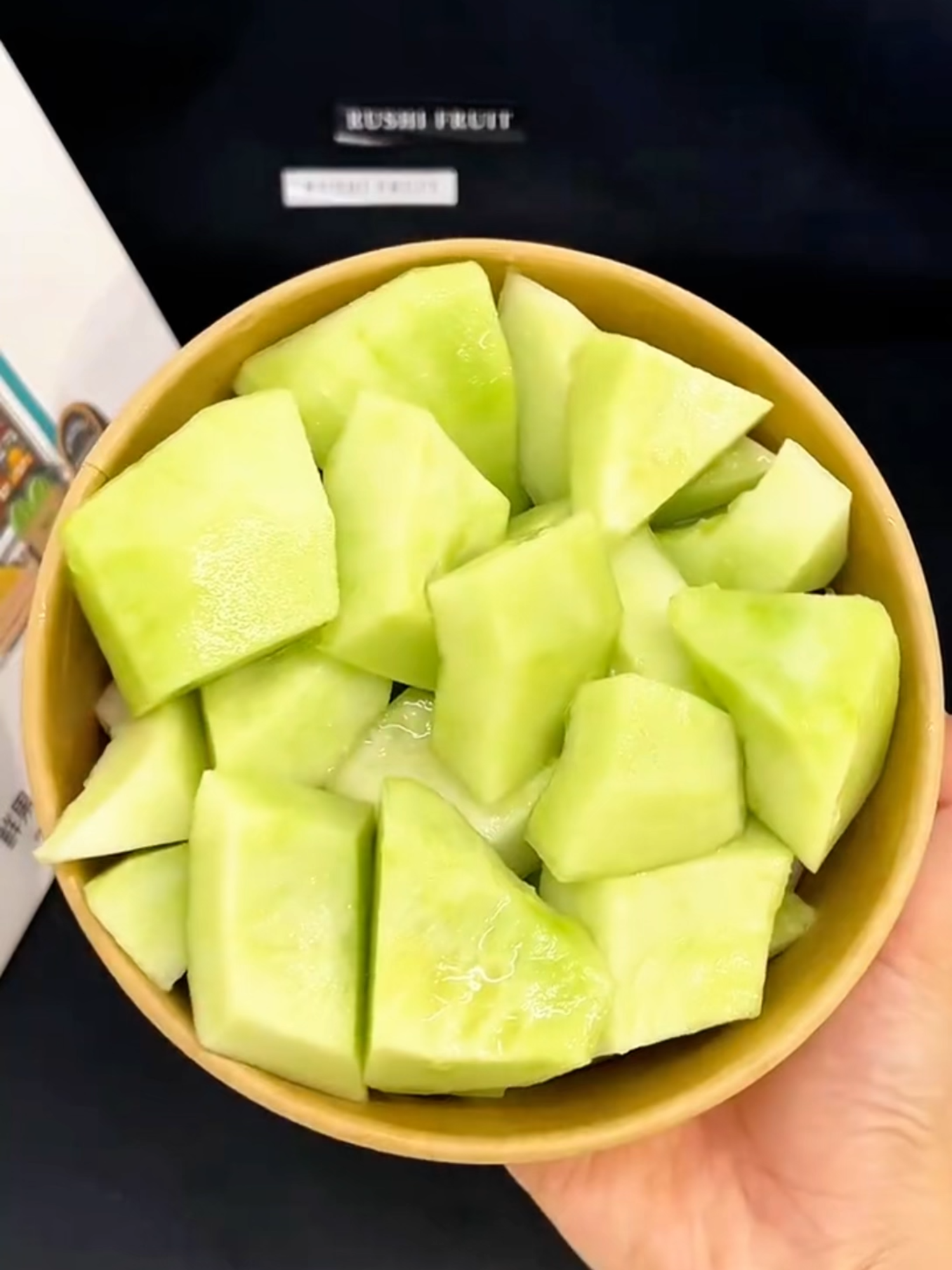 Satisfying Melon Cutting🍈#melon#HowTo#fruitcutting#ASMR#FruitHacks#FruitLovers#SuperFruit#Healthyliving#FoodPorn#SummerFruit#Fyp#Viral #Tiktokfood #fruit#usatiktok🇺🇸#usalife#usa
