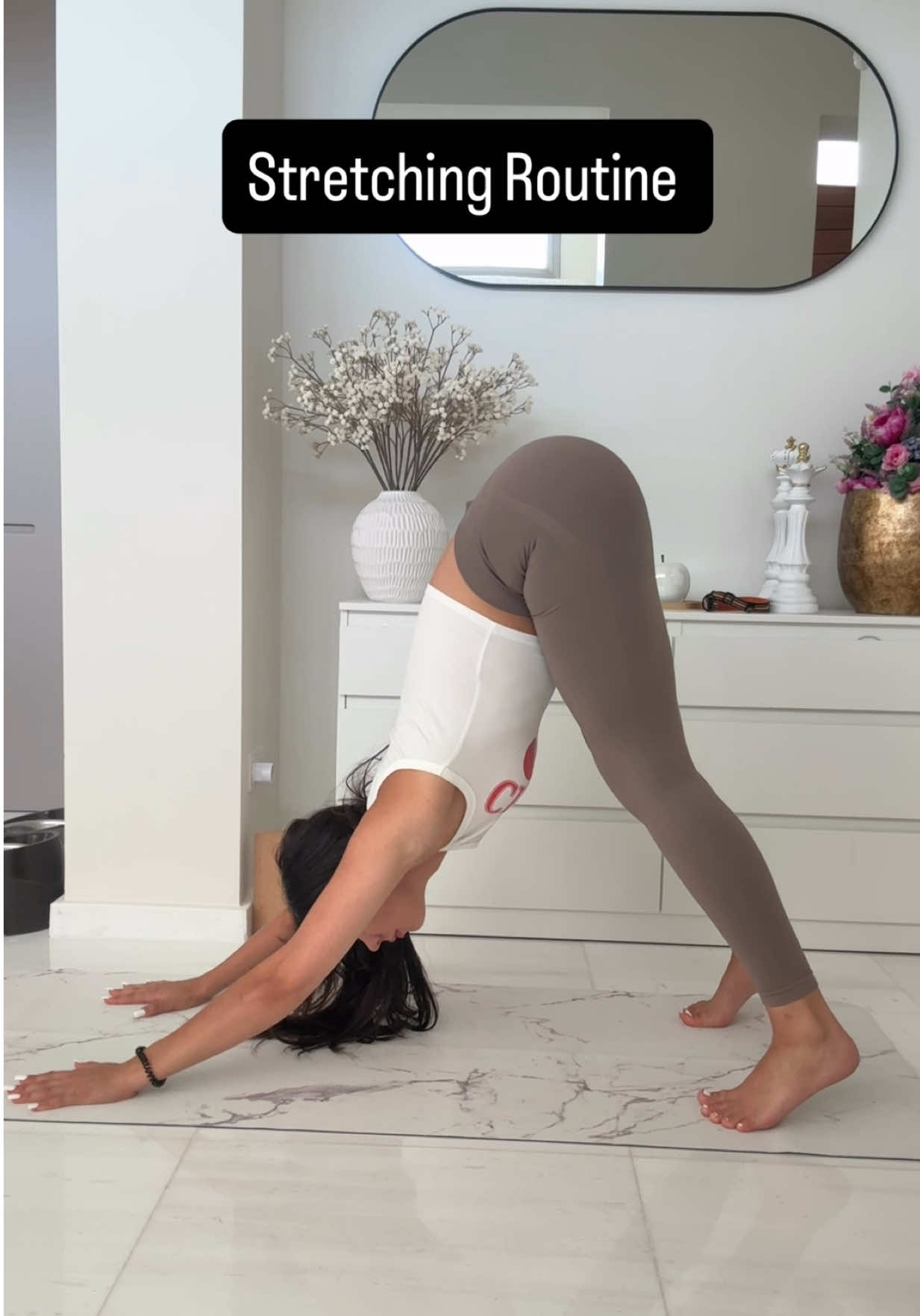✨ Do this 4x a week and your body will thank you. Hold each stretch for 30–60 seconds — your flexibility, posture, and mindset will all improve. This is your sign to slow down and stretch it out. 💫 #StretchingRoutine #FlexibilityTraining #MobilityMatters #DailyStretch #StretchToProgress #BodyCare #StretchAndFlow #FlexibilityGoals #SelfCareRoutine #MindBodyConnection #FitnessTips #StretchWithMe #YogaInspired 