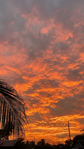 #sore #sunset #awan #sky #orange 