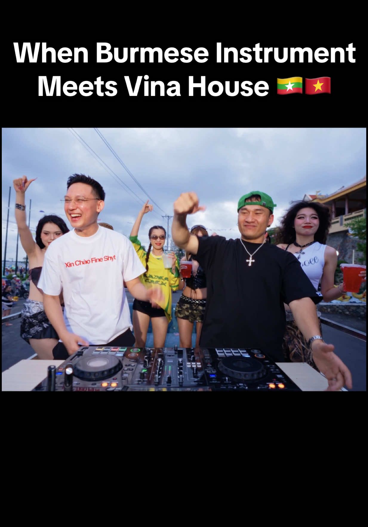 Myanmar + Vietnam Combination 🇻🇳🇲🇲 @imdinodj #y3llo #dino #vietnam #vietnamese #myanmar #burmese #dj #rave #liveset #livestream #edm #edmreels #remix #vinahouse #culture #edc #tomorrowland #edcthailand #tomorrowlandthailand 