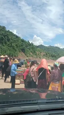 Hàng cứu trợ đã đến được tay bà con vùng lũ #lulutnghean2025 