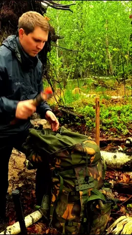 Build a house In the forest solo#bushcraft #camping #Outdoors #build #survival #viral 