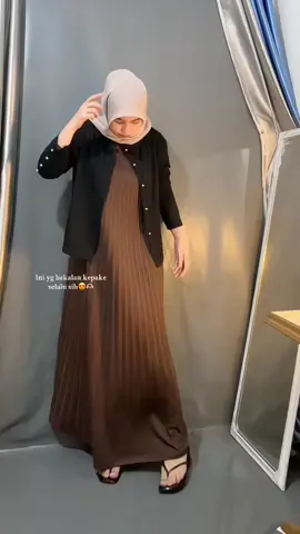 Dari pada beli roknya meningan beli inner gini sekalian, serbaguna😍#fyppppppppppppppppppppppp #ootdhijabstyle #outfitideas 