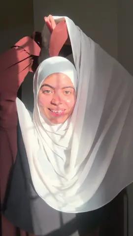 حركة صغيرة  هتخلي كل طرحك القصيرة طويلة 