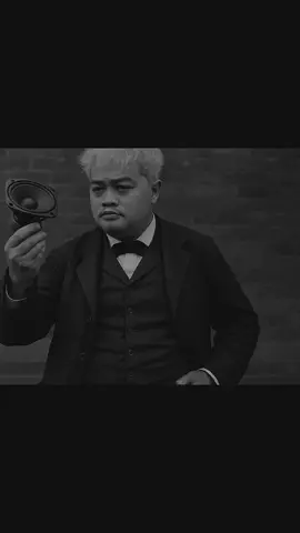 thomas alva edi sound sang penemu alat pemecah gendang telinga dengan 135 desibel nya #thomasalvaedisound #soundhoreg #penemu #fyp #masukberandafyp 