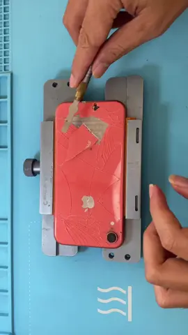 Cara Mudah Ganti Backdoor iPhone Xr #service #iphoneservice #repair #servicehpsolo #serviceiphonemurah #servisiphonesolo 