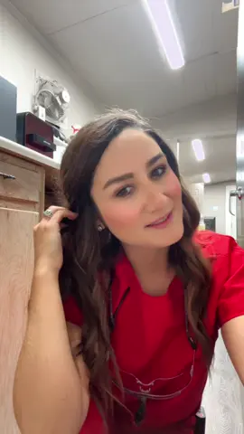 Happy Monday! #OOTD #red #dentalassistant #unifornadvantage 