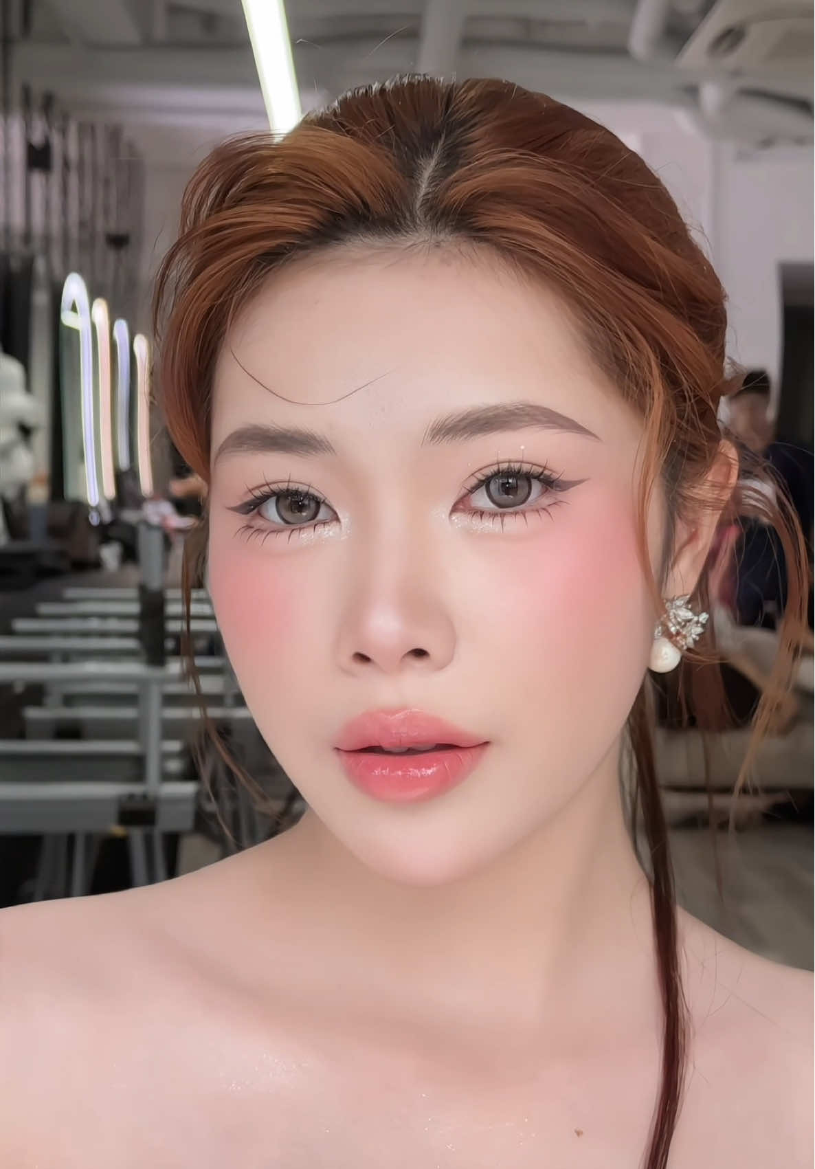 Nhẹ nhàng #makeup #makeupartist #makeuphanoi #makeuptips #makeupcodau #makemeviral #xuhuong #xuhuong #makeupninhbinh #makeupreview 
