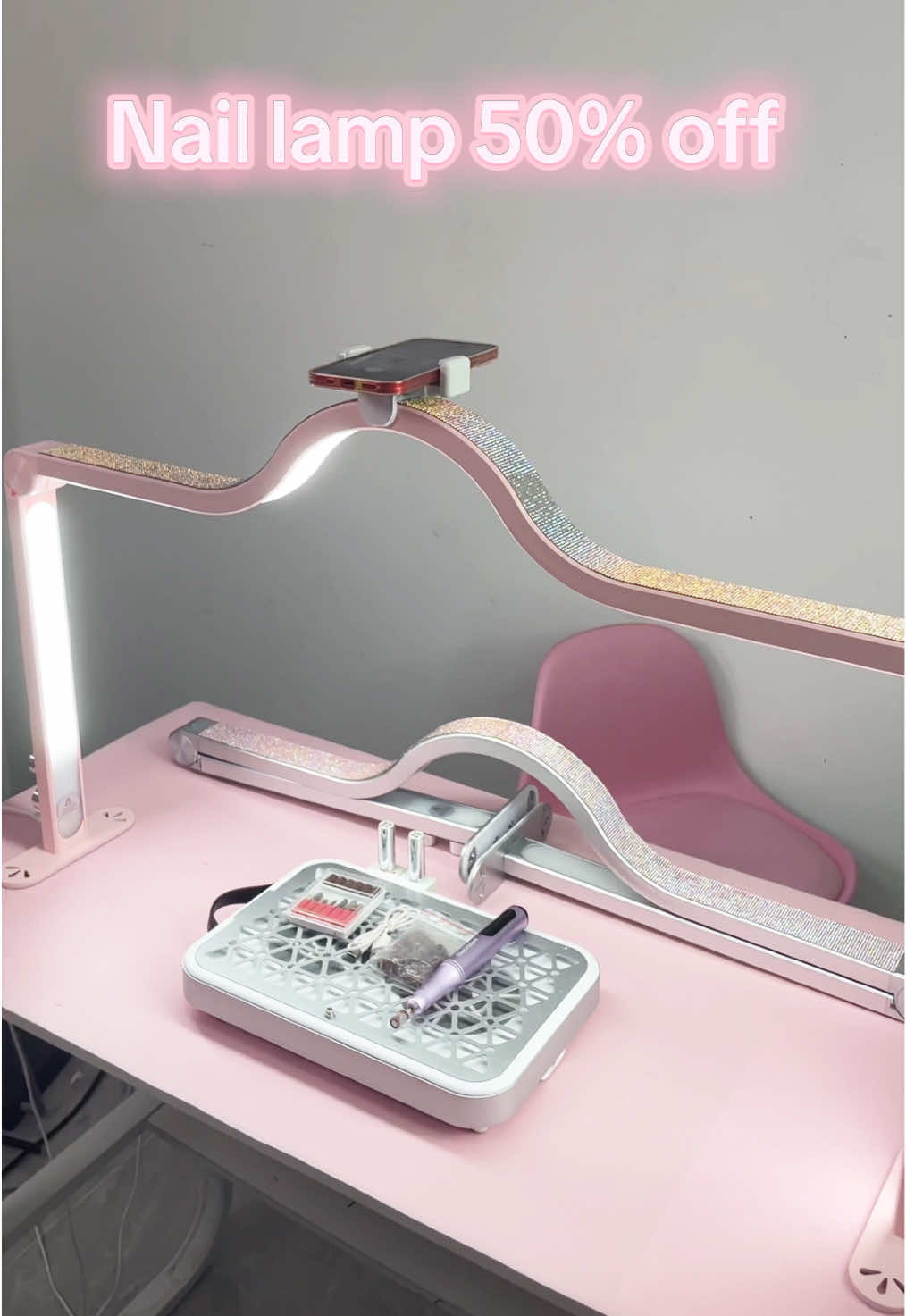 The Princess’s lamp 🤩💝#modofobeauty #nailart #nailtech #blingnails💎 #blingbling 