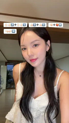 How’s my Korean make up look? @ShinokiSaenal 🎨🖌️