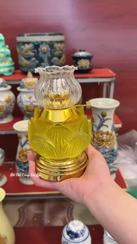 Đèn dầu thuỷ tinh bông sen trưng ban thờ Phật #dendau #dentho #dendautho #dendauhoasen 