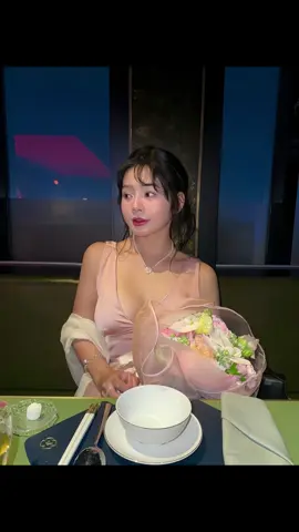 Hồng nhè nhẹ, nhìn xinh xinhh, vibe này không có nhưng nhaaaa💋#xuhuong #viralvideo #thuhienmakeup#thuhienmakeup #m#makeupartistd#daymakeupcanhanm#makeupkhachtiecm#makeupeventm#makeupsinhnhatm#makeupsinhvienm#makeupsukienm#makeupsaigonm#makeuptanbinhmakeuptainha#makeuphochiminh 