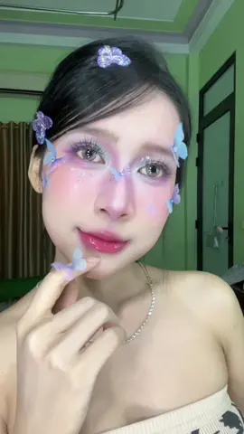 Len luon con tut nheee các tinhiuuu🫧🫧 #tutorial#makeup#trending#xh#ucanbemakeup#makeupbuom#j4f#CapCut#douyin#bienhinh 