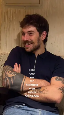 ella enamoradisima 