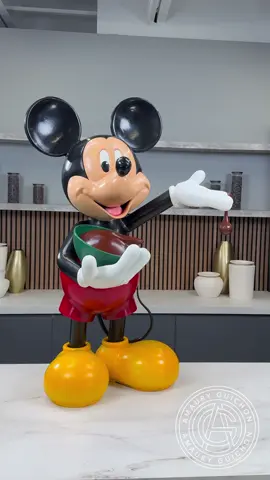 Chocolate Mouse! 🐭 The most iconic cartoon character just joined my kitchen!  #amauryguichon #chocolate #mickey 