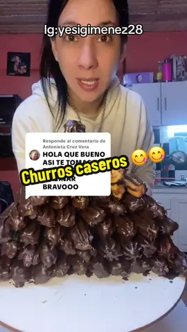 Respuesta a @Antonieta Cruz Vera churros bañados en chocolate rellenos con dulce de leche😋😋😋