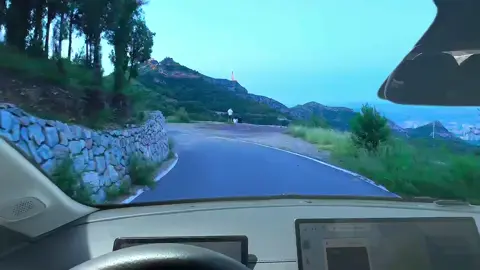 😮