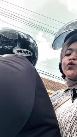 Sementara LDR duluu terhalang krisis BBM 🥹🫶🏻 jbr-lmj @FahmiMng  #krisisbbm #jemberlumajang #fyppppppppppppppppppppppp 