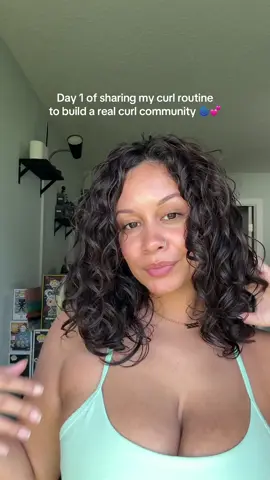 We’re a couple weeks into our curly journey and I’m excited to share with yall ♥️ #curlyhair #curlyhairroutine #curljourney #fypage #curlycommunity 