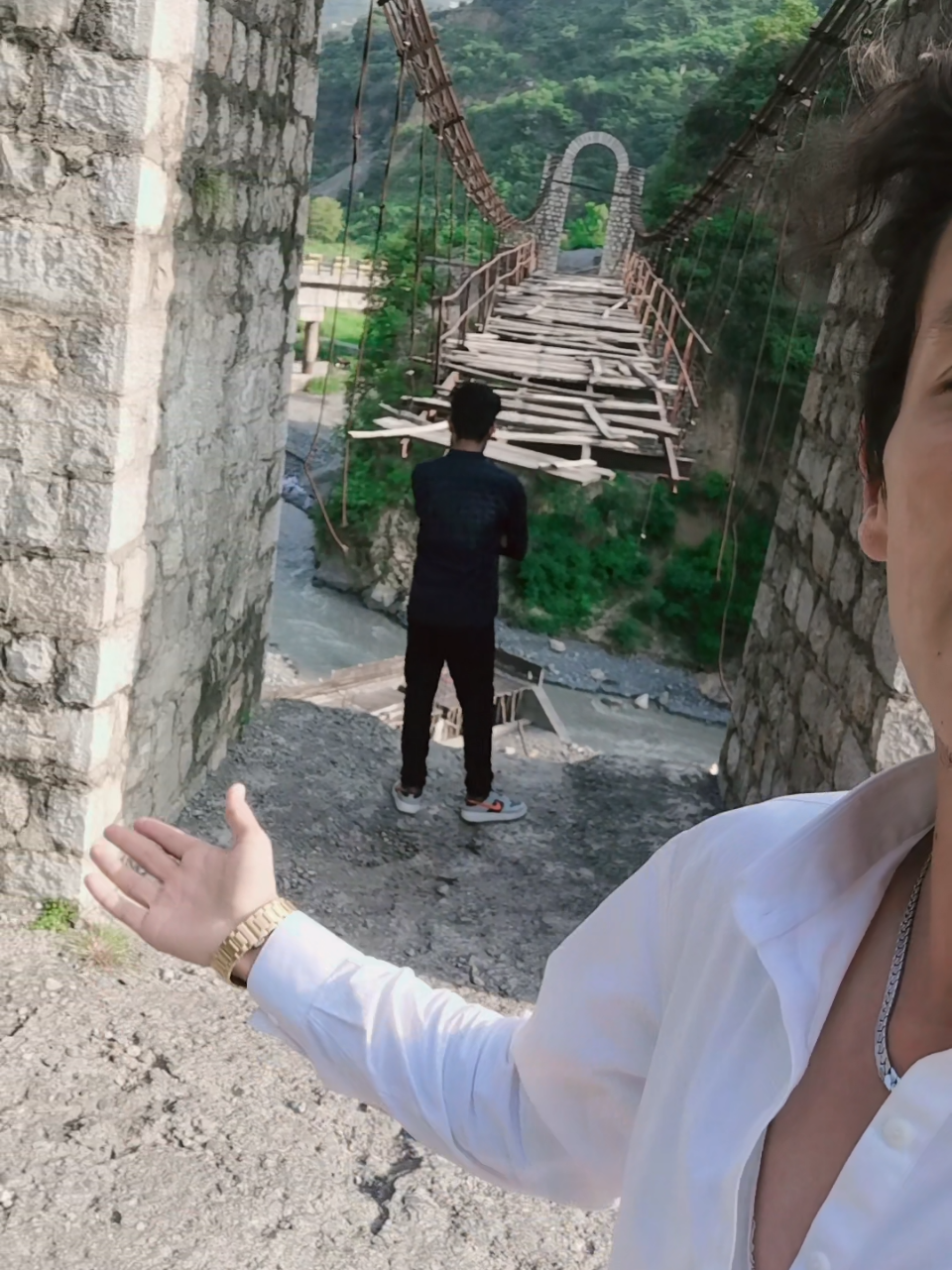 Iska Kuch Sochty Hain 😁🫡 #trending #abbottabad #hazarawal #hazara 