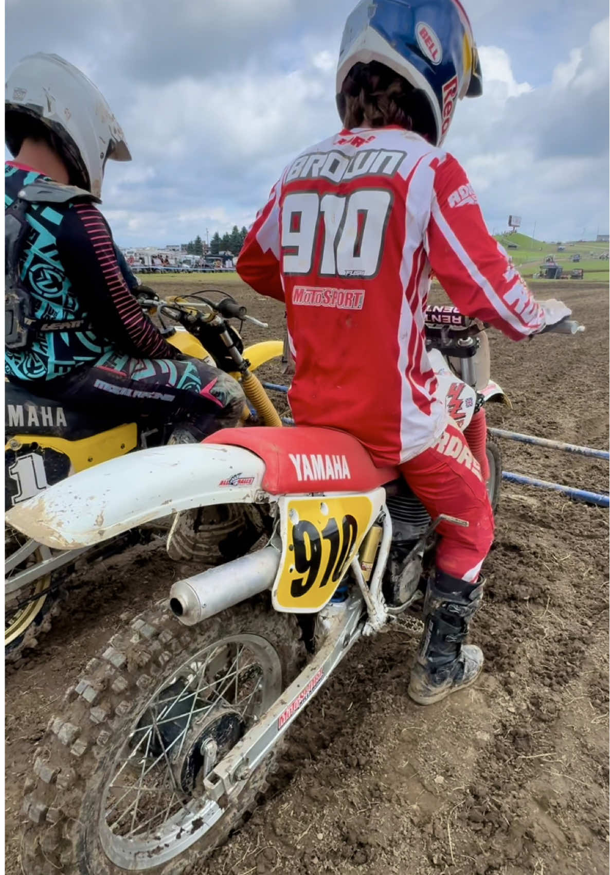 Got to fire up the MotoSport Hillsboro YZ490 for the Broc Glover King’s Cup out at AMA Vintage Motorcycle Days 🔥 If you could bring back one open class bike to be produced again, which one would you pick? @Red Bull Motorsports @Red Bull @All Balls Racing @MotoSport.com 
