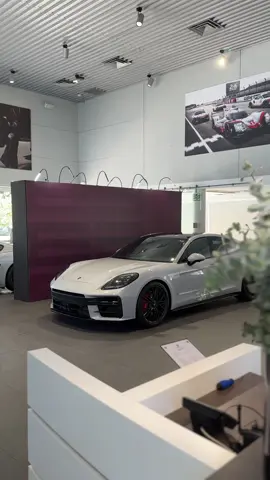 Panamera GTS 2025 Disponible  📍Porsche Center Calzada del valle  #porsche #panamera #panameragts #porschepanamera #panameragts 