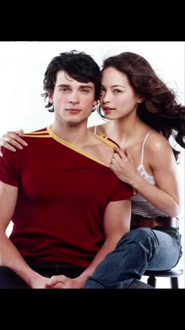 Perfect looksmatch | #clarkkent #lanalangedit #tomwelling #kristinkreuk  #smallville #looksmatch #pinterest #beauty #prettyboy #prettygirl #edit #viral #model #explore #zorxlo #actress 