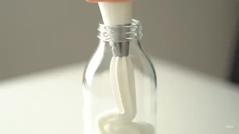 【ASMR】🫙に生クリームを入れる   #AI #ASMR #asmrtiktok 