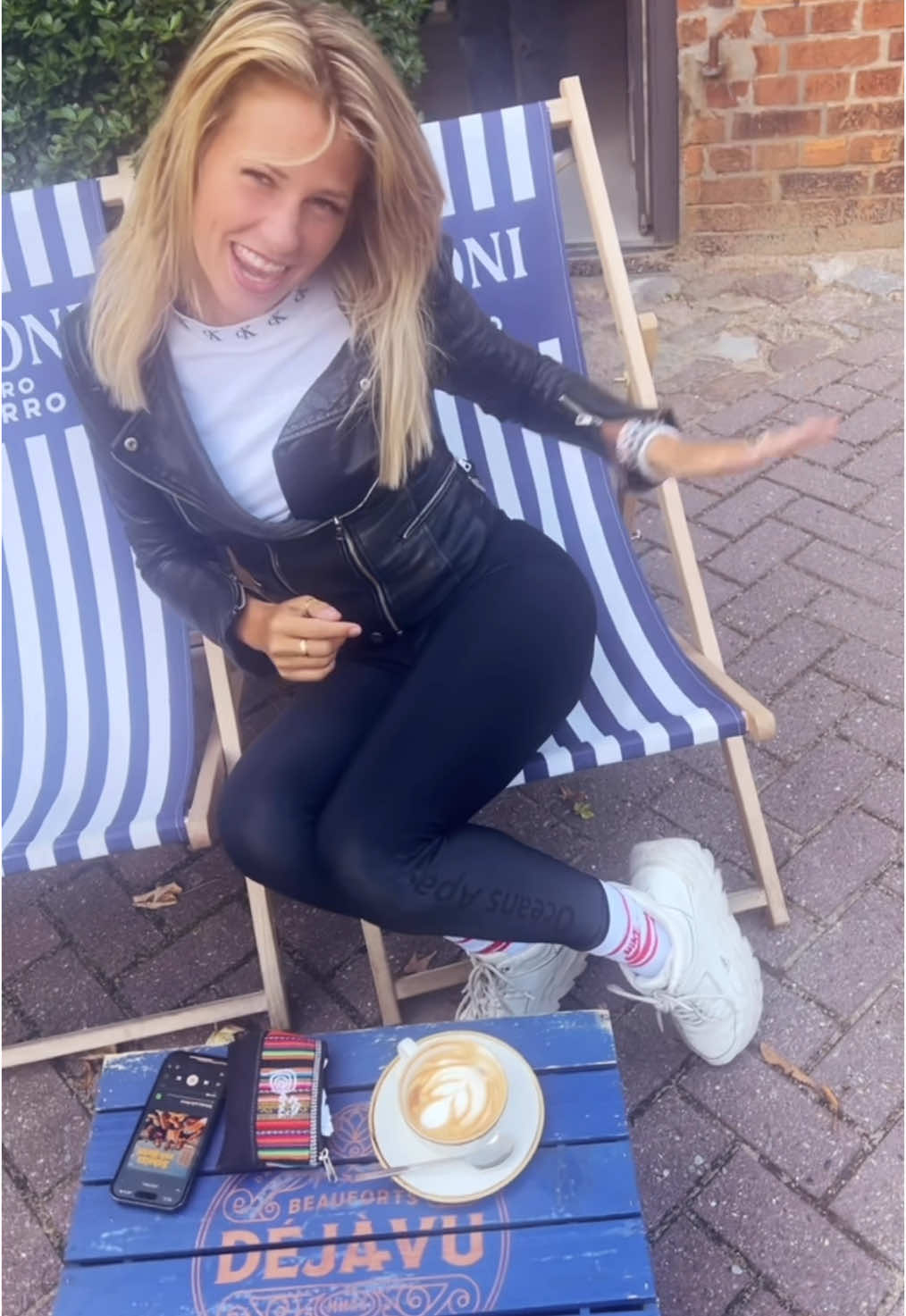 #scheissaufshotel #cappuccino @Captain._.Shark🎩 