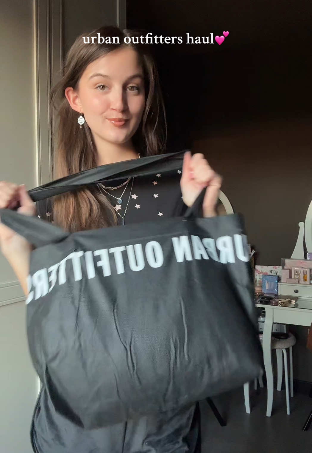 urban outfitters haul💕 #urbanoutfitters #urbanoutfittershaul #clothinghaul #haul #fashionhaul #outfits #juicycouturetracksuit #fashion @Urban Outfitters @Urban Outfitters Europe 