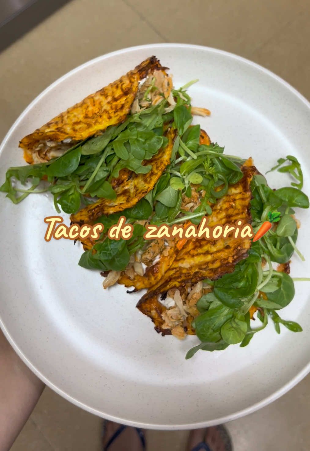 Idea de cena rápida y saludable. Tacos de zanahoria sin harinas y altos en proteína 🥕😋 #recetasfaciles #saludable #zanahoria #sinharina 