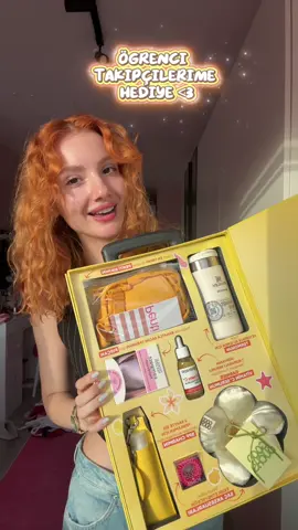 size minik bi hediyemiz var 💚 @Garnier #garnierskincare  #prgönderisi  *reklam değil hediye