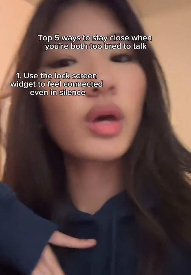 Dry convos don’t build memories—real love does 💓📸