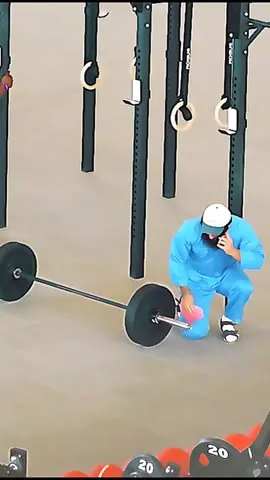 crazy cleaner shocked 😳  #anatoly #anatolyprank #GymTok #prank #gym #gymcleaner #powerlifting #fyp #foryou #unitedstates 