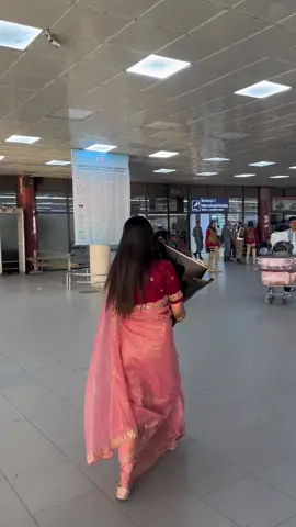 Mention your long distance partner to come and hug you like this 👩‍❤️‍👨✈️