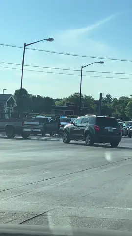 #drunkdriver #kentucky #getawaycar #dui #arrest oh noOoo