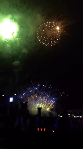 ❤️❤️❤️🥹🎇 #اتين #صلاله #العاب_نارية💥 #صلاله_عُمان #فعاليات #لايك__explore___ #explore #explore #لايكات #فولو #خريف_صلاله #foryou #fyp 