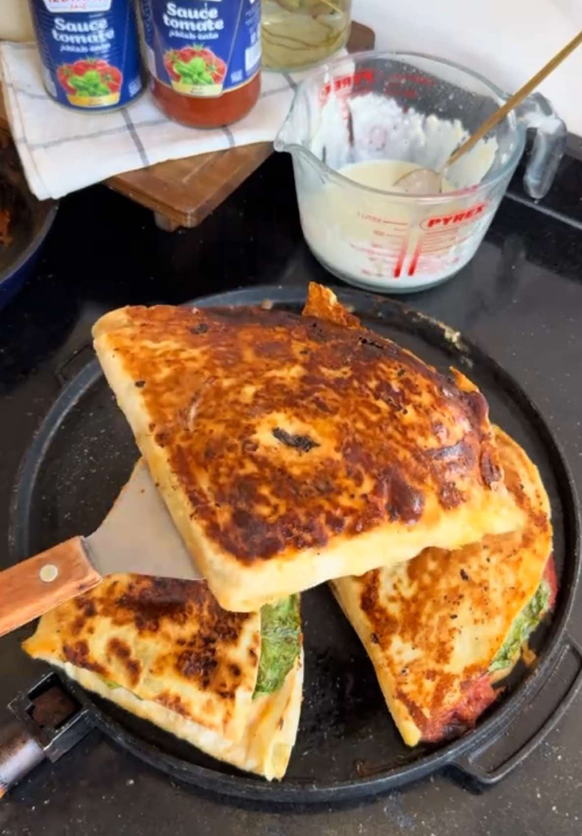 البحر و الخرجات يليقلهم سندويشات تاكوس كيما هاذو !  . . . . . #تاكو #تاكوس #سندويشات_صيفية #سندويشات #سندويشات_دجاج #taco #tacobeef #hamburger 