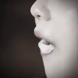 صارت تجنن 😭😭🖤🖤 #headoverheels #choyihyun #chooyoungwoo #الهيام_في_الحب #رأسا_على_عقب #chakangyoon #choojahyun  #kykyim #kykyiim  #فيديوهات_كيكي🦋 #تصاميم_كيكي🦋 #كيكي🦋    #مسلسلات_تايوانية #افلام_تايوانية #japanesedrama #مسلسلات_يابانية #jdrama   #كيدراما # #افلام_كورية #افلام_صينية  #koreanmovie #chinesemovie #مسلسلات_كورية_تاريخية #مسلسلات_صينية_تاريخية #تصاميم_سيدراما #فانكامات  #cdrama #kdrama  #chinesedrama  #مسلسلات_كورية #مسلسلات_كورية #سيدراما #fyp #explore #foryoupage #viral #tiktok #الشعب_الصيني_ماله_حل😂😂 