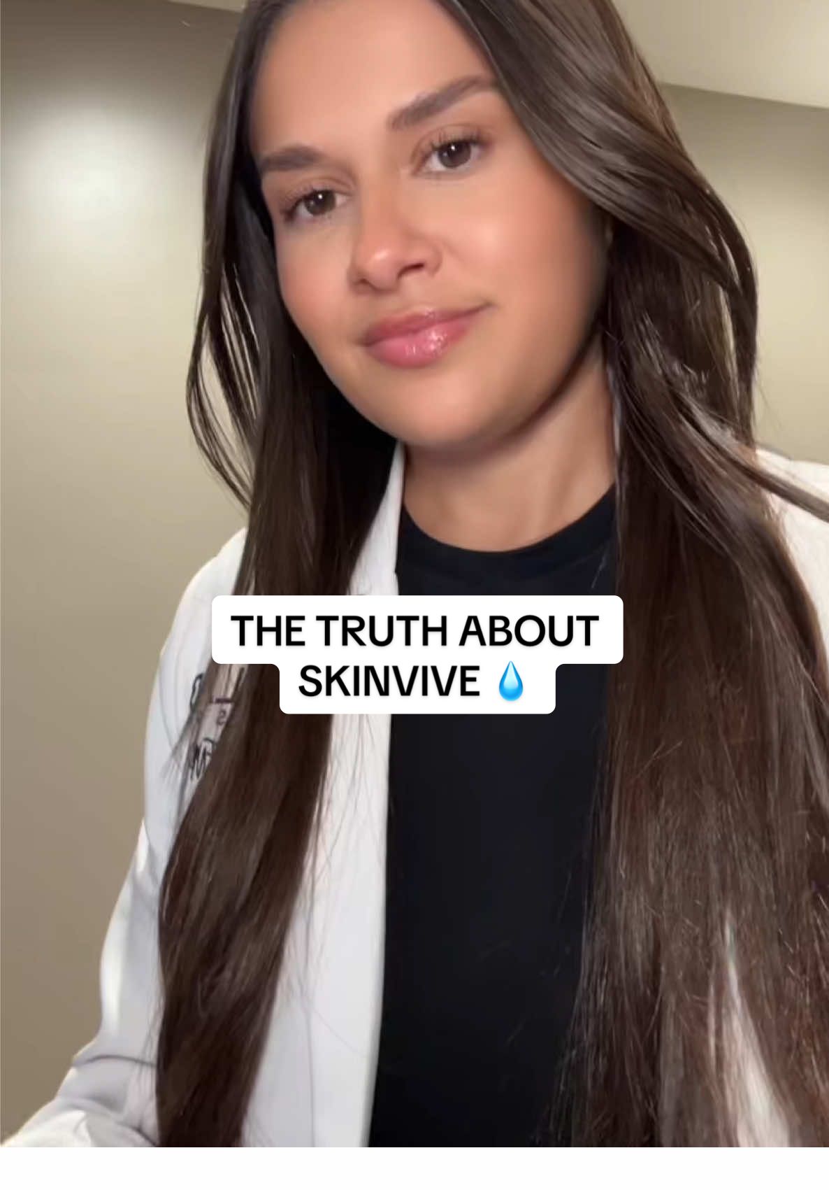 Glow from within with SkinVive 💧✨ @Amanda | FL Aesthetic Injector  🗓️ Love your look—Book your appointment today at LookLab.com or call 833.999.5665 (LOOK) #Skinvive #Botox #Filler #MedSpa 