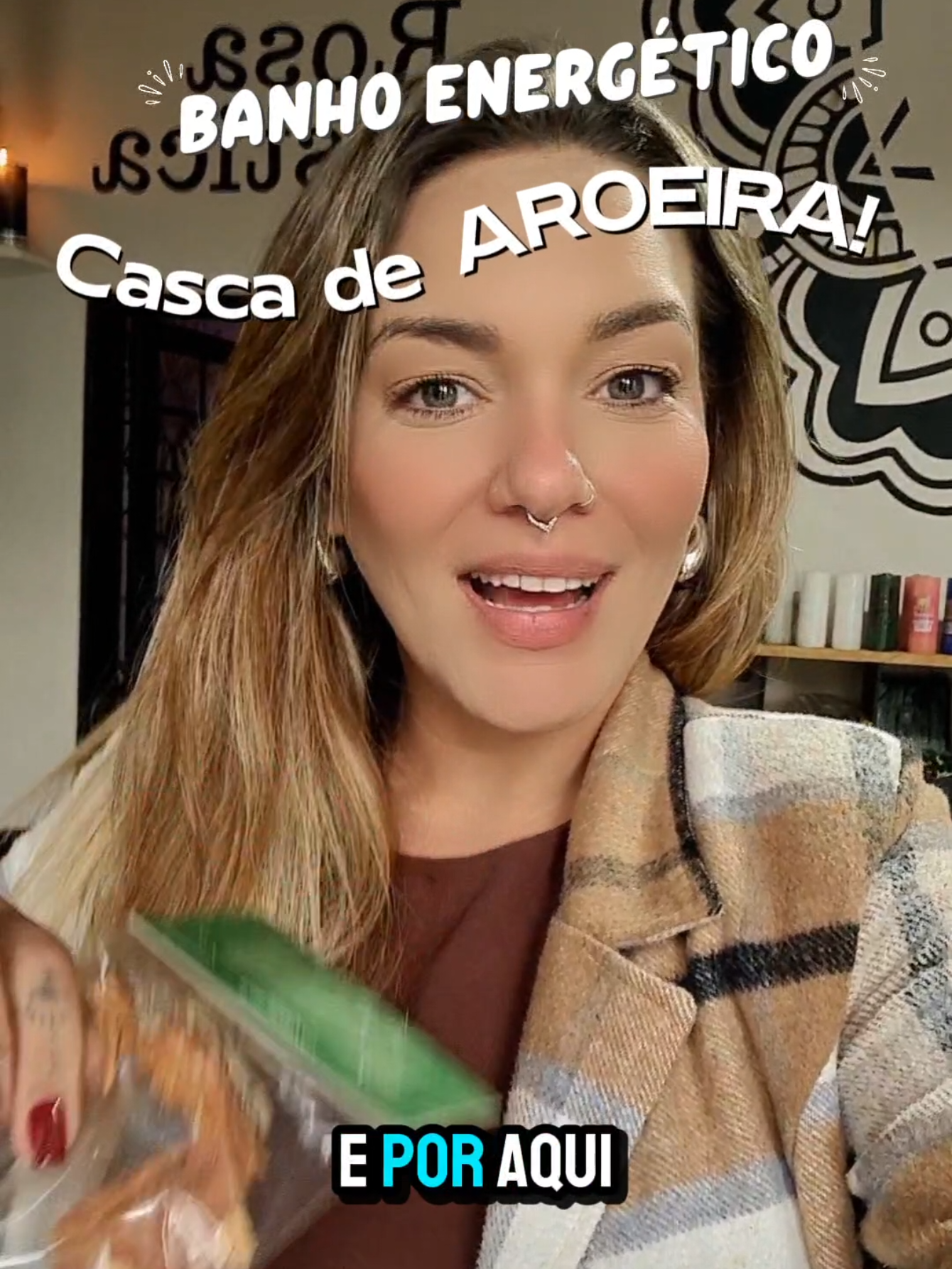 🔮 Benefícios espirituais: ✨ Limpeza profunda do campo energético 🔥 Corte de demandas e miasmas 🛡️ Proteção contra inveja e olho gordo 💪 Fortalecimento espiritual 🌑 Como preparar: 1️⃣ Ferva a água. 2️⃣ Adicione a casca de aroeira e deixe amornar. 3️⃣ Depois do banho higiênico, jogue do pescoço para baixo, pedindo a limpeza energética e firmando a cabeça. Simples, poderoso e cheio de axé para a gira! 🕯️ Que Exu e Pombagira limpem seus caminhos! #Banhoenergético #umbanda #cascadearoeira #sertãozinho #rosamystica #espiritualidade 