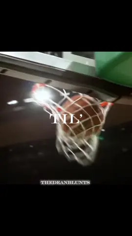 Curry or Bird? #basketball #basketballedits #edit #curryedit #edits #capcut #NBA #stephcurry #larrybird #michaeljackson #billiejean 