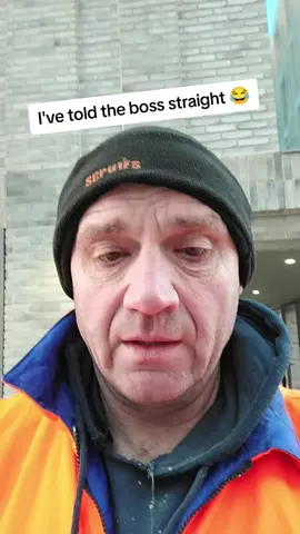 I've told the boss straight 😂 #comedia #joke #funnytiktok #funny 