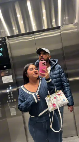 ¿Es niña o niño? #embarazo #revelaciondegenero #bebe 