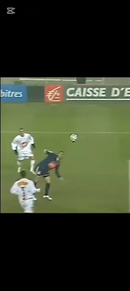 best dribling in football #footballtiktok #sport #sportslover #tik_tok 