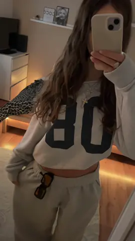 CONFESS YOUR LOVE #outfit #capcu #song #trendly #ai #clean #girl 