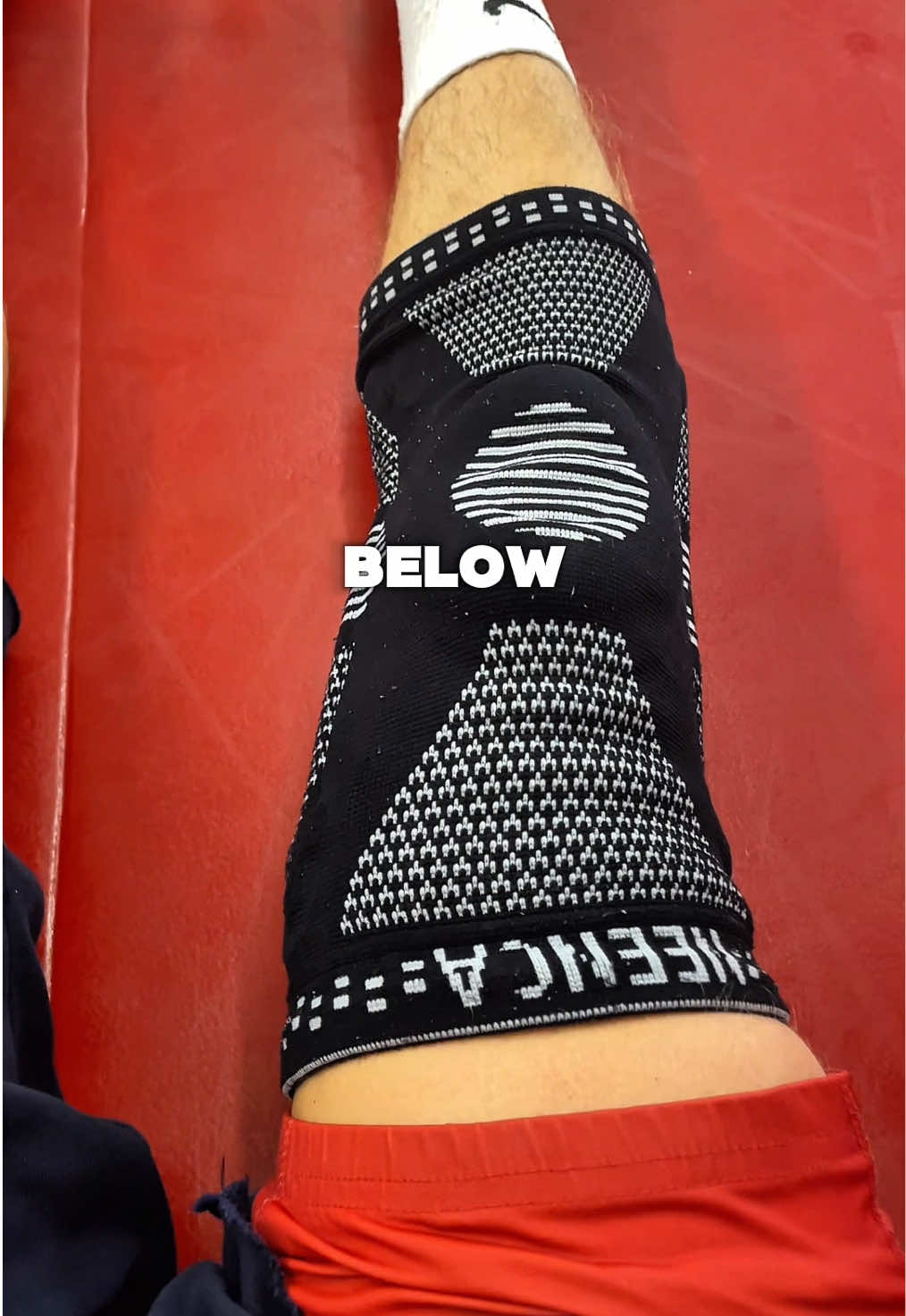 Goated 🐐 knee pad #neenca #kneebrace #kneepain #aclsurgery #aclrecovery #wrestling #sports #combatsports #athletes #workout 